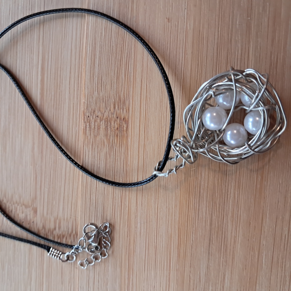 Silver and White Wire-Wrapped Pearl Necklace - Picture 1 of 5